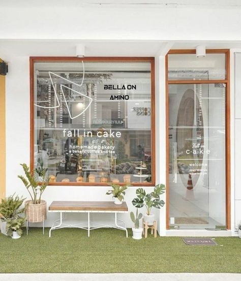 Coffee Shop Front Design, Cafe Entrance Design, Minnie Background, Coffee Shop Entrance, Cafe Exterior, Korean Cafe, Bakery Interior, Bakery Design Interior, Small Cafe Design