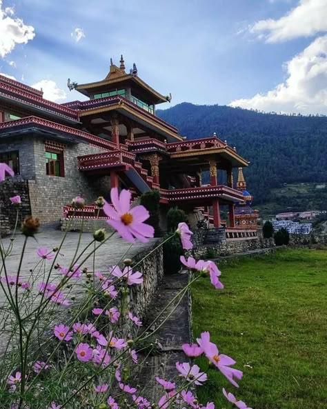 Dirang Monastery, located in Arunachal Pradesh, India, is a stunning Buddhist monastery known for its architectural beauty and spiritual ambiance. With its vibrant murals, statues of deities, and serene surroundings, it provides a peaceful retreat for visitors seeking solace and a deeper understanding of Tibetan Buddhism. Andra Pradesh Aesthetic, Dirang Arunachal Pradesh, Buddhist Monastery Aesthetic, Buddhist Monestry, Arunachal Pradesh Aesthetic, Monastery Aesthetic, Buddhism Aesthetic, Tawang Arunachal Pradesh, Tibetan Monastery