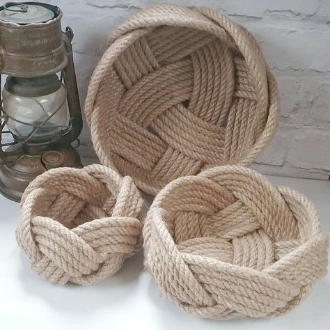 Jute Rope Crafts Home Decor, Nautical Rope Crafts, Nesting Baskets, Nautical Knots, Rope Baskets, Rope Crafts Diy, Unique Centerpieces, Fruit Bowls, Nautical Rope