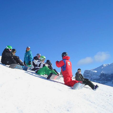 Ski Instructor Aesthetic, Ski Teacher, Snowboard Aesthetic, Buns Of Steel, Snow Boarding, What Is Life, Ski Instructor, Dream Jobs, Travelling The World