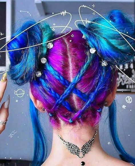 Witch Hairstyles, Rave Hair, Galaxy Hair, Classic Hairstyles, Pretty Hair Color, Hair Dye Colors, Grunge Hair, Cool Hair Color, Crazy Hair