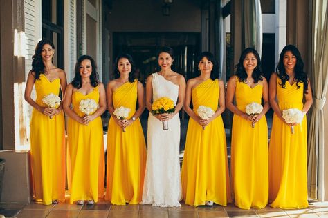 I'm so glad I chose yellow for my bridesmaids.........still obsessed! Yellow Wedding Theme, Summer Bridesmaid Dresses, Stunning Bridesmaid Dresses, Simple Bridesmaid Dresses, Yellow Bridesmaid Dresses, Yellow Bridesmaids, Spring Wedding Colors, Red Wedding Dresses, Summer Wedding Colors