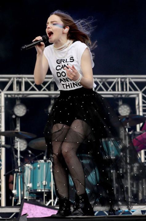 Wireless Festival, Lauren Mayberry, Lzzy Hale, Celebrity Music, Outfit Top, July 10, Makeup Inspo, Favorite Celebrities, Mood Boards