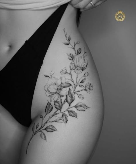 Font Tato, Upper Thigh Tattoos, Side Thigh Tattoos, Hip Thigh Tattoos, Flower Tattoo Drawings, Capricorn Tattoo, Beautiful Flower Tattoos, Tattoo Zeichnungen, Hip Tattoos Women