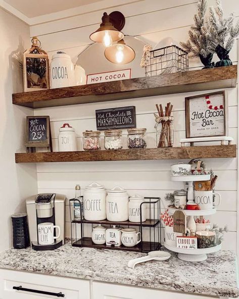 Instagram Story Coffee, Coffee Bar Inspiration, Thanksgiving Kitchen Decor, Rustic Farmhouse Exterior, Coffee Instagram Story, Farmhouse Exterior Ideas, Story Coffee, Farmhouse Christmas Kitchen, Coin Café