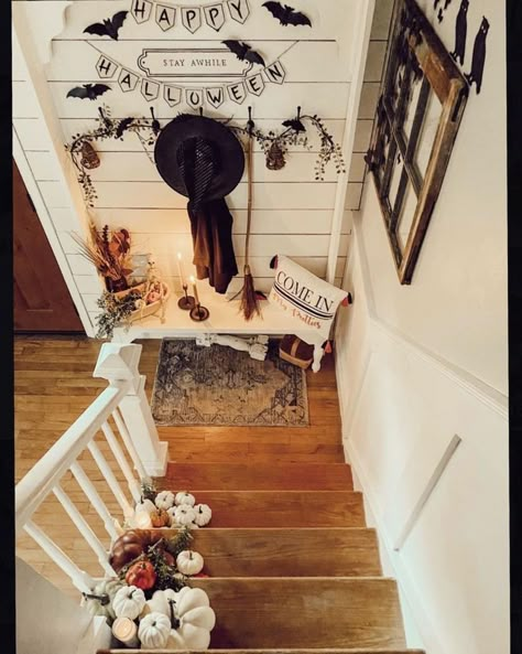 Halloween Entryway, Elegant Halloween Decor, Home Decor Apartment, White Wainscoting, White Bench, Home Decor Painting, Shiplap Wall, Farmhouse Halloween, Spooky House