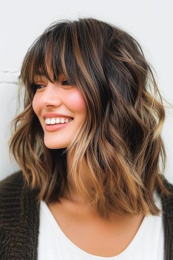 Textured Lob With Bangs, Messy Long Bob, Blonde Lob With Bangs, Long Messy Bob, Shaggy Lob With Bangs, Lob Haircut With Bangs, Shaggy Lob, Long Bob With Bangs, Haircuts Long