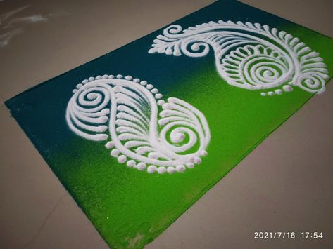 Alpana Designs, Colourful Rangoli, Unique Rangoli, Pooja Decor, Beginner Henna, Alpona Design, Big Rangoli, Festival Rangoli, Rangoli Art