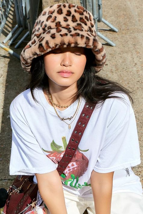 Leopard Bucket Hat Outfit, Hats Outfit, Leopard Bucket Hat, Bucket Hat Outfit, Fur Bucket, Faux Fur Bucket Hat, Fur Bucket Hat, Outfits With Hats, Bucket Hats