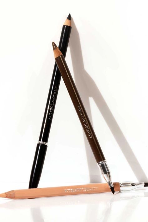 The sharpest tool in your makeup kit 🔪⁠
⁠
Crafted with nourishing organic mango and meadowfoam-seed oils, our Vegan Eyeliner Pencil cares for your eyes while providing smudge-proof wear. Our built-in buffing brush allows you to seamlessly transition from precise lines to a soft, smoky look. ⁠
⁠
Elevate your eye game with clean, vegan beauty that performs. Shop our Vegan Eyeliners at @thedetoxmarket, @thedetoxmarketcanada & fitglowbeauty.com. Vegan Eyeliner, Smudge Proof Eyeliner, Eyes Game, Smokey Eyeshadow, Seed Oils, Clean Vegan, Best Lashes, Makeup Must Haves, Eyeliner Pencil