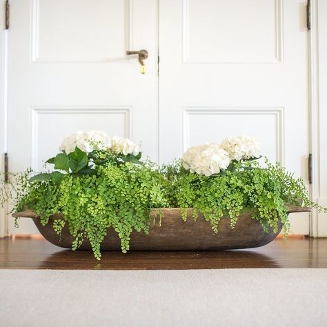 Ways to Decorate with Antique Dough Bowls Wooden Bowls Decor, Vintage Dough Bowl, Dough Bowl Centerpiece, Wooden Trough, Garden Escape, Bowl Ideas, Dining Room Table Centerpieces, Diy Bowl, Dough Bowls