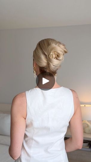 Alex Gaboury, Claw Clip Hairstyle, Clip Hairstyle, Hairstyle Updo, G Hair, Stunning Hairstyles, Clip Hairstyles, Mascara Tips, Hair Clothes