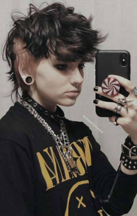 Punk Curly Hair Men, Short Alt Hairstyles Men, Mens Alt Hairstyles, Punk Boy Hair, Punk Mens Hair, Unstyled Mohawk, Punk Hairstyles Men, Goth Hairstyles Men, Short Grunge Hair Men