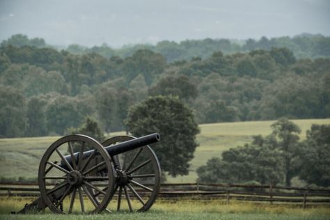 An Angel at the Battle of Fredericksburg Battle Of Fredericksburg, Joshua Chamberlain, Union Soldiers, Church History, Military Heroes, Heroes And Villains, Landing Pages, Historical Society, Website Templates