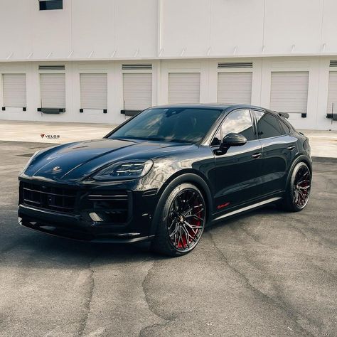 Porsche Cayenne Modified, All Black Porsche Cayenne, Porche Panamera 2023, Porsche Cayenne Black, Porsche Cayenne Coupe, Panamera Porsche, Mercedes Benz Gle Coupe, Porsche Gts, Audi Sports Car