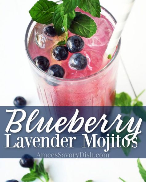 Lavender Cocktails Recipes, Lavender Mojito, Summer Mojito, Blueberry Mojito Recipe, Lavender Drink, Blueberry Drinks, Lavender Simple Syrup, Blueberry Cocktail, Simple Syrup Cocktails