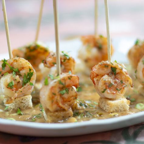 Karen's Skewered Shrimp Scampi Appetizer - A Zest for Life Shrimp Skewers Appetizers, Shrimp Scampi Skewers, Shrimp Scampi Appetizer, Shrimp Scampi Appetizer Recipes, Shrimp Scampi Dip, Scampi Sauce, How To Devein Shrimp, Skewer Appetizers, Breaded Shrimp