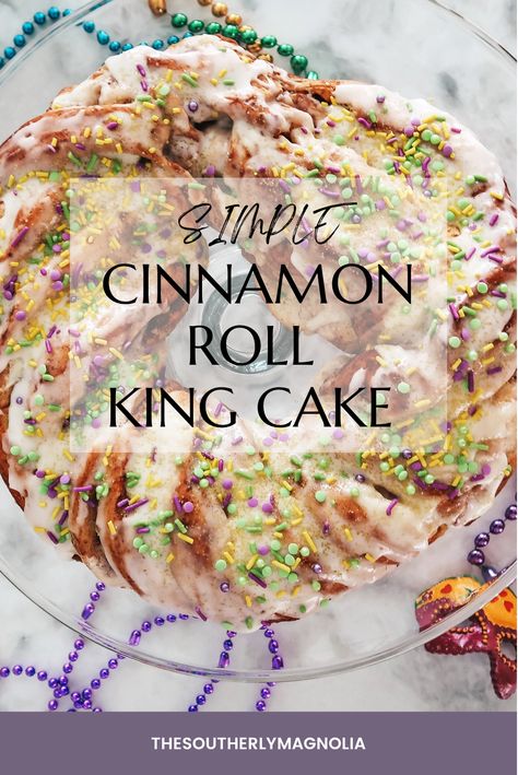 Easy King Cake Recipe Cinnamon Rolls, Cinnamon Roll King Cake, Easy King Cake Recipe, Recipe Cinnamon Rolls, Easy King Cake, Mardi Gras Party Food, Mardi Gras Desserts, Cake Cinnamon Rolls, King Cake Recipe Easy