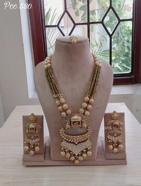 Rajwadi Jewellery Gold Long Set, Long Sets Gold Jewellery, Rajwadi Jewellery, Bridal Necklace Designs, Antique Necklaces Design, New Gold Jewellery Designs, Antique Gold Jewelry Indian, Fancy Jewelry Necklace, Bridal Jewelry Vintage