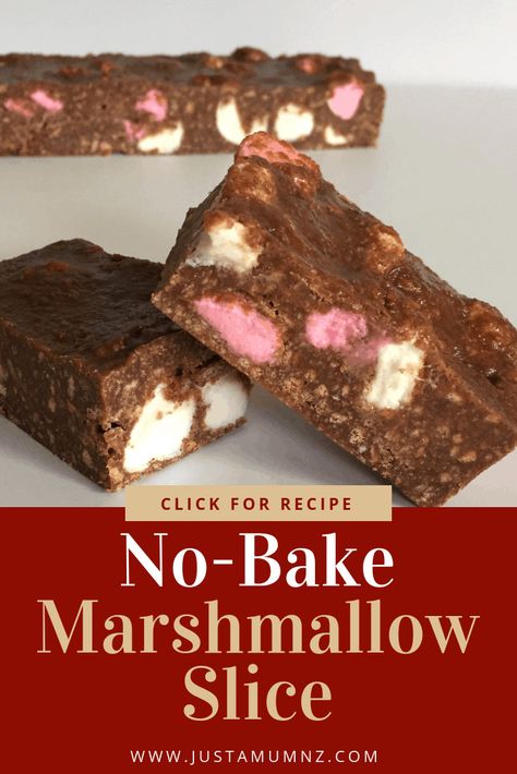 You will love this recipe for no bake marshmallow slice! So easy using biscuits, cocoa, condensed milk and more in a simple easy to make slice. Better than a rocky road, kids and more will love it. You can even make it gluten free! Check out the recipe for more info #baking #ricekrispie #easy #nobake # Easy No Bake Traybakes, Easy Slice Recipes Simple, Football Baking, Recipe With Marshmallows, Marshmallow Slice, Traybake Cake, Sweet Slices, No Bake Slices, Bake Sweets