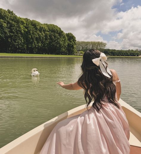 Aesthetic Palace, Aesthetic Princess, Things To Do In Paris, Palace Of Versailles, Paris Aesthetic, Aesthetic Ideas, Princess Aesthetic, Versailles, Prom Hair