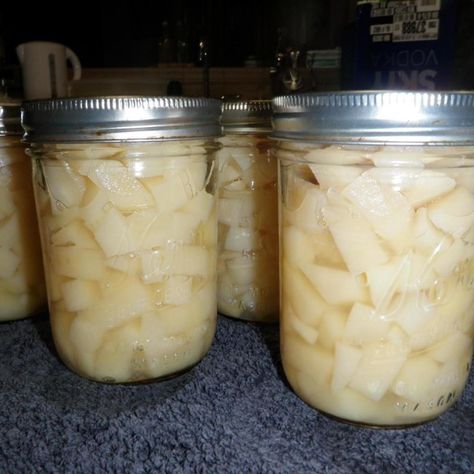 Canning Pressure Cooker, Canning Potatoes, Canning Vegetables, Electric Pressure Cooker Recipes, Canned Food Storage, Pressure Cooker Chicken, Instant Pot Soup Recipes, Crockpot Soup Recipes, Diced Potatoes