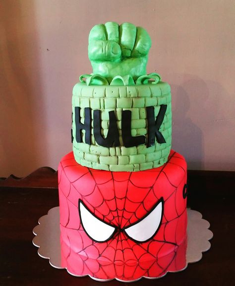 Spiderman And Hulk Birthday Cake, Spidey And Hulk Cake, Spiderman Hulk Birthday Party, Spiderman Hulk Birthday Cake, Spider Man And Hulk Cake, Hulk Spiderman Cake, Hulk And Spiderman Birthday Party, Hulk And Spiderman Cake, The Hulk Cake