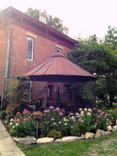 How to make a gazebo from a corn crib Corn Crib Gazebo Ideas, Grain Bins, Crib Ideas, Corn Crib, Flea Market Gardening, Kelly Moore, Patio Covers, Farmhouse Inspiration, Hobby Farm