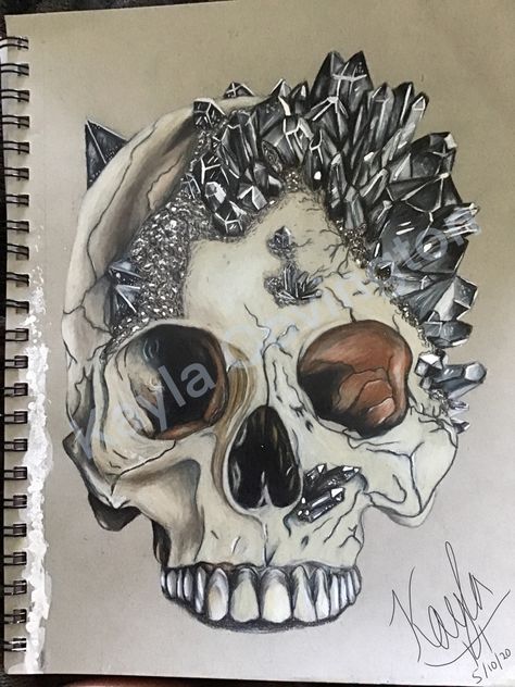 Skull With Crystals Drawing, Crystal Skull Art, Crystal Skull Tattoo, Cool Drawings Tumblr, Colored Pencil Artwork Ideas, Pencil Inspiration, Skeleton Drawings, Prismacolor Art, Wildflower Tattoo