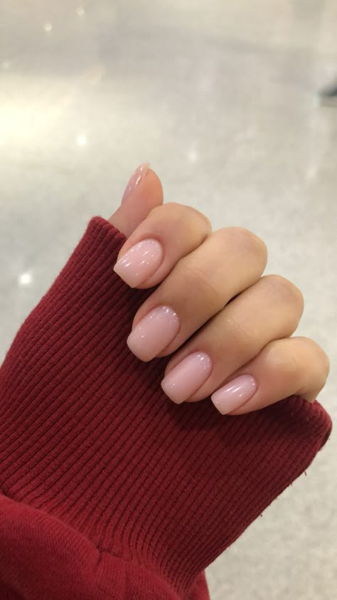 Very Basic Nails, Gel Nails Plain, Nails For Photoshoot, Nails Plane, Nail Inspo Basic, Plain Nail Designs, Basic Nail Ideas, Basic Nail Polish, Basic Nail