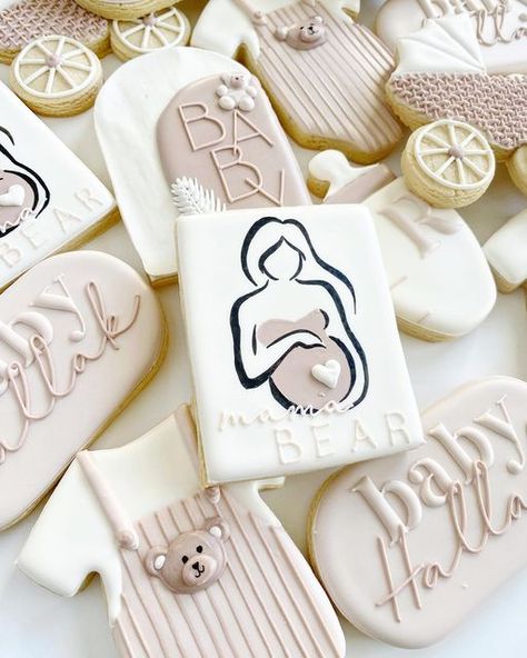 Sukkar Cookie Studio on Instagram: "Neautral Baby Shower set for this Mama Bear to be 🤎" New Mom Cookies, Boutique Cookies, Baby Shower Biscuits, Royal Cookies, Baby Shower Sweets, Baby Theme, Baby Shower Treats, Iced Sugar Cookies, Cake Decorating Frosting