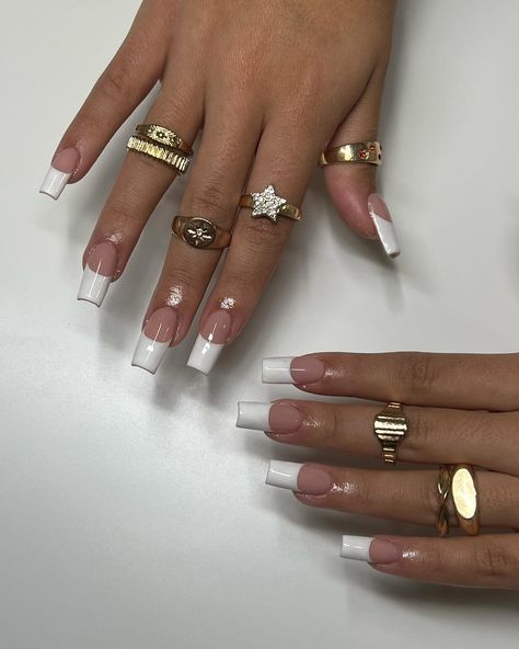 Thick 90s frenchies Thick Square French Tip Nails, Early 2000s French Tip Nails, French Nails 2000s Style, French Tip Nails 90s, French Tip Colours, Old School French Tip Nails, Thick French Tip Nails, 90s French Tip, 90s French Tip Nails