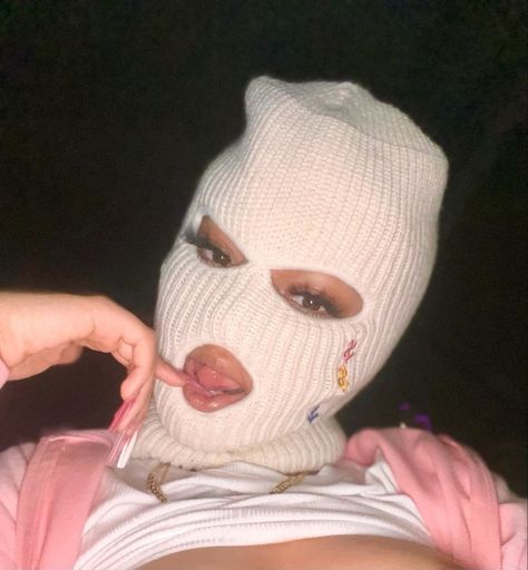 Ski Mask Fashion, Knitted Ski Mask, Ski Mask Tattoo, Bandana Hairstyles For Long Hair, Face Mask Aesthetic, Thug Girl, Mask Aesthetic, Girl Gang Aesthetic, Gangster Girl