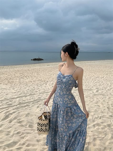 Korean Beach Outfit Dress, Goa Fits, Makeup Looks Korean, Makeup Looks Asian, Japan Outfit Ideas, Make Up Korean, Korean Beach Outfit, Korean Outfits Men, Goa Dress