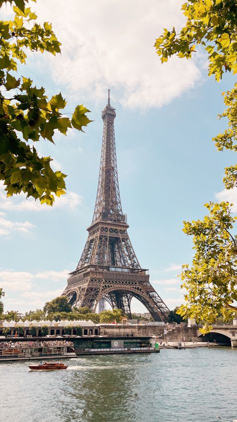 Efil Tower Wallpaper, Ifel Tower Wallpapers Hd, Ifal Tower Wallpaper, Effiel Tower Wallpaper Iphone, Eiffel Tower Aesthetic Wallpaper, Iphone Wallpaper Paris, Paris Lockscreen, Paris Iphone Wallpaper, Paris Wallpaper Iphone