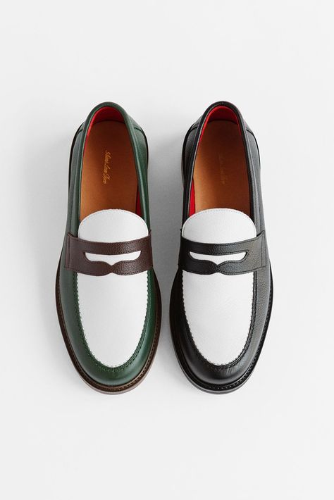 Aimé Leon Dore Summer 2019 Capsule Collection | HYPEBEAST Timberland Aime Leon Dore, Mens Smart Casual Shoes, Gents Shoes, Vibes Outfit, Creative Fashion Photography, Leon Dore, Black Men Fashion Swag, Burgundy Shoes, Aime Leon Dore