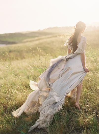 "Breathless, we flung on a windy hill, Laughed in the sun, and kissed the lovely grass." ~Rupert Brooke. Photography by Jose Villa. #Poetry #Nature #Sunshine #Lovely #Wedding_gown #Bride Grecian Wedding Dress, Grecian Wedding, Greek Beauty, Egyptian Beauty, Magical Land, Model Pose, Foto Tips, Ancient Beauty, How To Pose