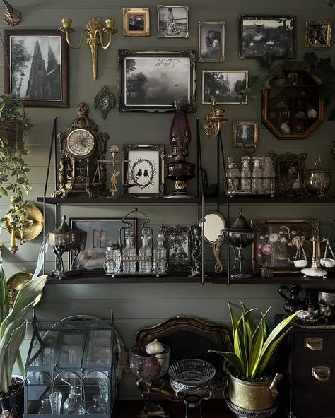 Boho Decor Ideas, Victorian Room, Cottage Core Decor, Dark Home Decor, Goth Home, Goth Home Decor, Dark Home, Gothic Home, Dark Interiors