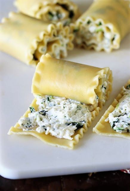 Rolling Up Noodles for Spinach Lasagna Roll-Ups Image Noodle Roll Ups, Recipes With Lasagna Noodles Roll Ups, Spinach Ricotta Lasagna Roll Ups, Rolled Pasta Lasagna Noodles, Veggie Lasagna Rolls, 3 Cheese Lasagna Roll Ups, Spinach Ricotta Roll Ups, Lasange Recipe Rolls, Meatless Lasagna Roll Ups