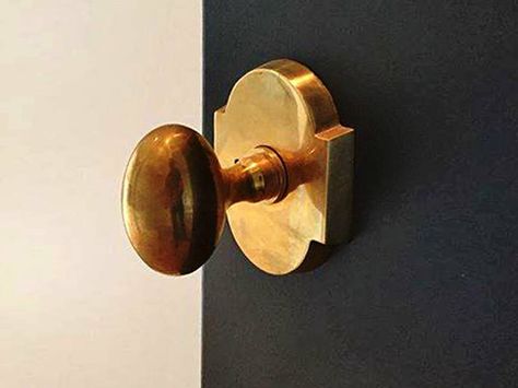 Arched rosette with egg knob in unlacquered brass Unlacquered Brass Light Fixture, Unlacquered Brass Door Knob, Brass Interior Door Hardware, Unique Door Knobs Interior, Doorknob Ideas, Chess Reference, French Door Knobs, Hallway Upgrade, Hallway Refresh