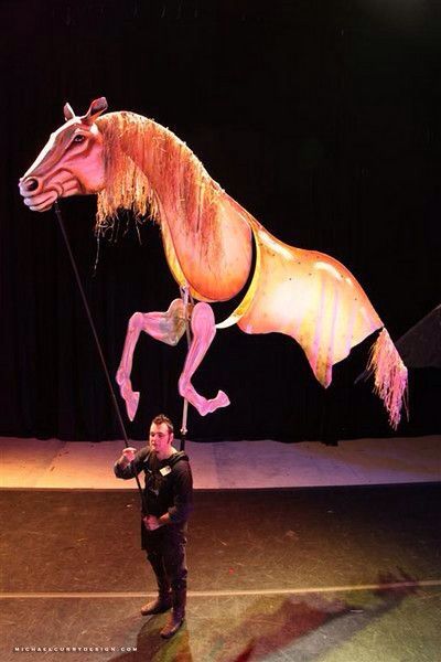 Michael Curry Designs Horse Puppet, Giant Horse, Puppetry Theatre, Marionette Puppet, Puppet Crafts, Puppet Making, Dance Lover, Metropolitan Opera, Puppet Theater