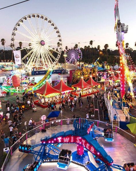 County Fair Aesthetic, La Bucket List, La County Fair, Fair Aesthetic, Carnival Date, Fair Pictures, Environment Reference, Vision Board Pictures, Vacation Activities