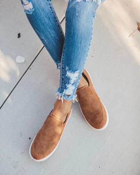 Follow My Footsteps Faux Leather Slip Ons - Tan Slip On Shoes Outfit, On Shoes Outfit, Women Fashion Edgy, Shoes Outfit, Lace Up Sandals, Fall Shoes, Athletic Fashion, Autumn Fashion Women, Ladies Tops Fashion