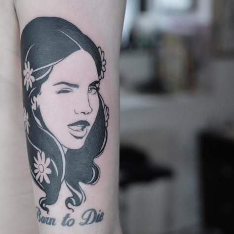 Lana Del Rey Face Tattoo, Lana Del Rey Portrait Tattoo, Lana Del Rey Tattoo Ideas, Ldr Tattoo, Lana Del Rey Tattoos, Lana Del Rey Tattoo, Aries Tattoo, Omerta Tattoo, Inspired Tattoos