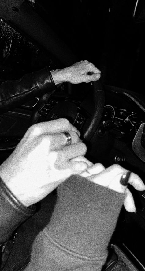 Date Night With Boyfriend Pictures Black, Couple Car Aesthetic Night, Night Ride With Girlfriend, Car Holding Hands Aesthetic, Couple Holding Hands In Car At Night, Car Boyfriend Aesthetic, Night Car Ride Aesthetic Couple, Couple In A Car Aesthetic, Night Ride Date