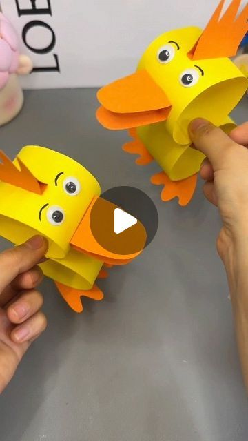 Yellow Colour Craft For Kids, Yellow Paper Craft, Yellow Crafts For Toddlers, Easy Hand Crafts For Kids, Yellow Day Activities Craft Ideas, Yellow Day Crafts For Kids, Colour Paper Craft, Handmade Toys For Kids, Kids Craft Work