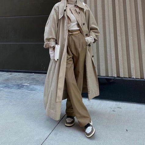 The Frankie Shop (@thefrankieshop) • Instagram photos and videos Beige Trench Coat Outfit, Trench Outfit, A Slice Of Cake, Parisian Outfit, Trench Beige, Slice Of Cake, Oversized Trench Coat, Trench Coat Outfit, Beige Trench Coat