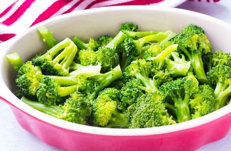 Delicious and Healthy: Crock Pot Broccoli Recipes Are you looking for a hassle-free way to cook broccoli? Look no further than your trusty crock pot! In this b Crockpot Broccoli Recipes, Broccoli Slow Cooker Recipes, Crock Pot Vegetable Side Dishes, Broccoli In Crockpot, Broccoli Recipes Crockpot, Broccoli Crockpot Recipes, Broccoli In The Crockpot, Crock Pot Broccoli, Crockpot Broccoli