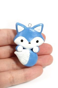 Clay Fox, Fox Keychain, Fox Crafts, Clay Keychain, Clay Crafts Air Dry, Polymer Clay Diy, Cute Polymer Clay, Clay Animals, Arctic Fox