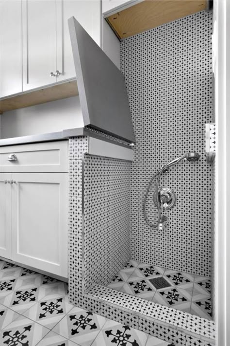 Dog Wash Station, Laundry Room/mud Room, Wash Station, Washing Station, Dog Washing Station, Dream Laundry Room, Laundry Room Layouts, Mudroom Laundry Room, Laundry Room Renovation